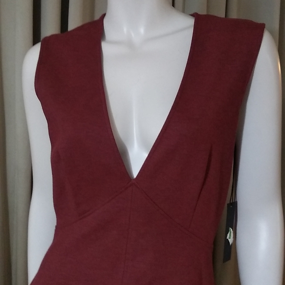 Final Price A4 Obakki 6 v neck sleeveless dress with pockets NWT - Picture 3 of 9